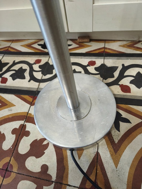 Vloerlamp in ruimtetijdperk – Vloerlampen, Aluminium (photo 5 of 16)