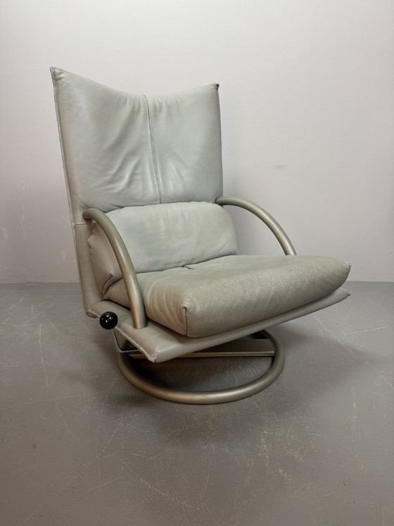 Image 1 of Very comfortable Mid-Century Grey Leather 'Torino' Swivel Lounge Chair by Rolf Benz, Germany 1980s. 