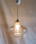 Suspension design 70's en verre ambré