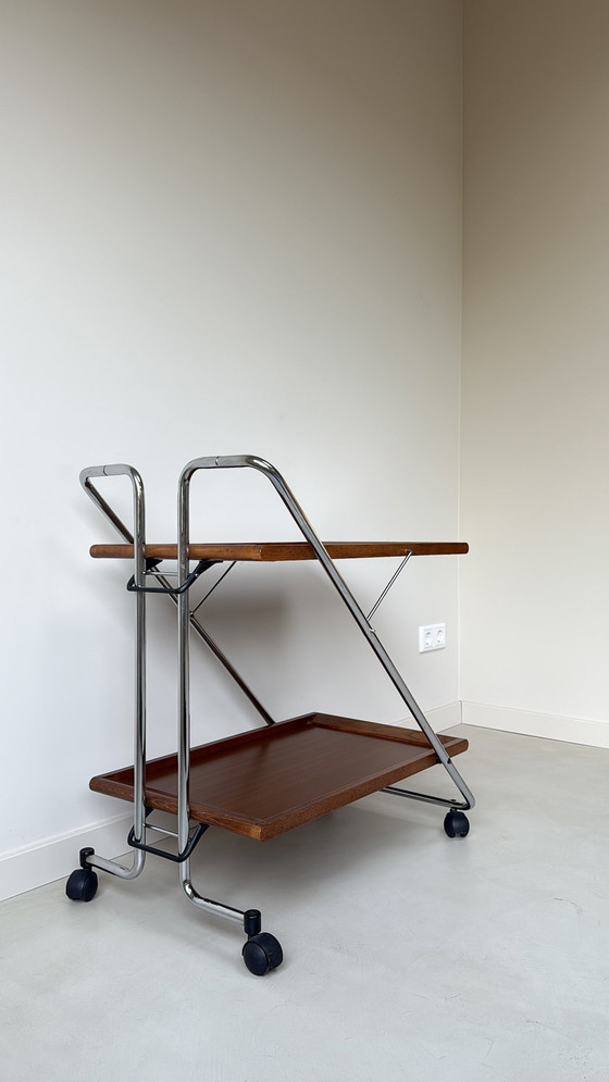 Image 1 of Vintage Mid Century stijl trolley / serveerwagen van chroom en hout