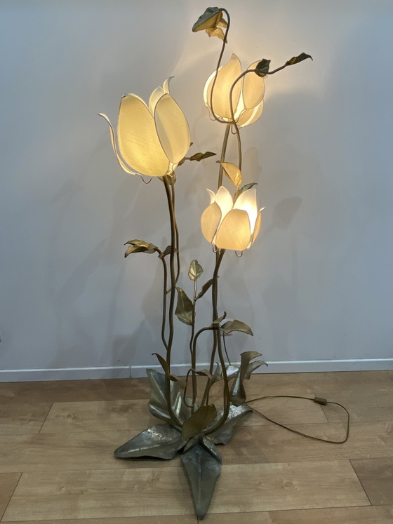 Lampadaire Fleurs De Lotus – Metal (photo 5 of 13)