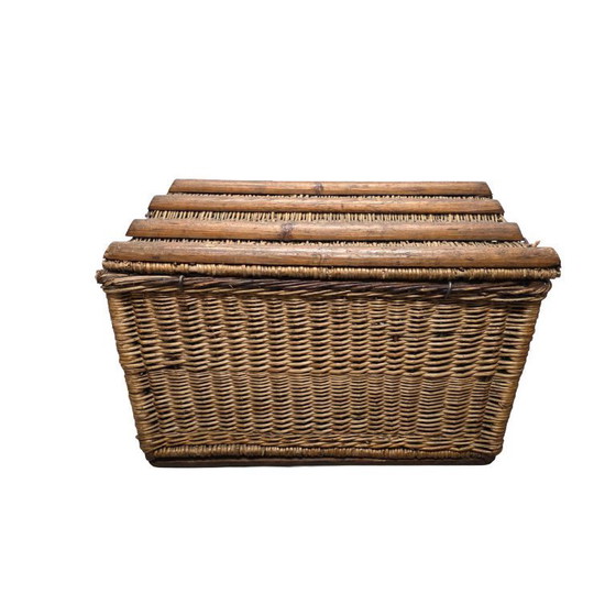 Image 1 of Oude grote Franse rieten mand, 1e helft 20e eeuw