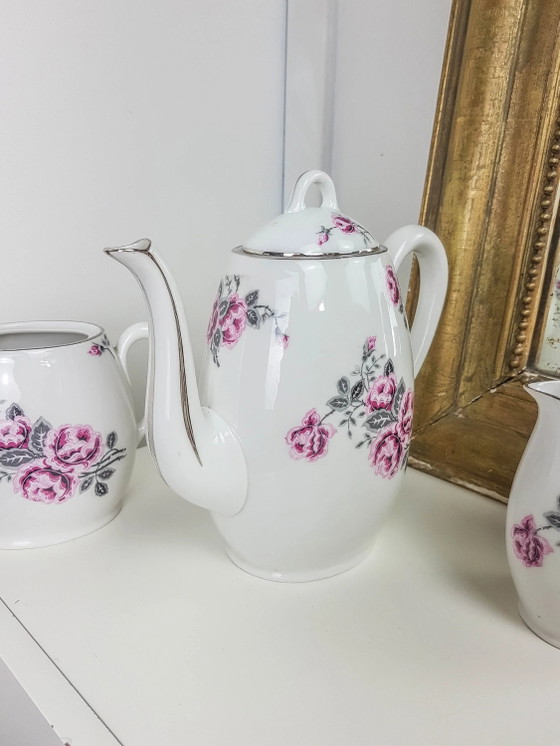 Service à thé en porcelaine blanche à motif floral – Vaisselle (photo 6 of 10)