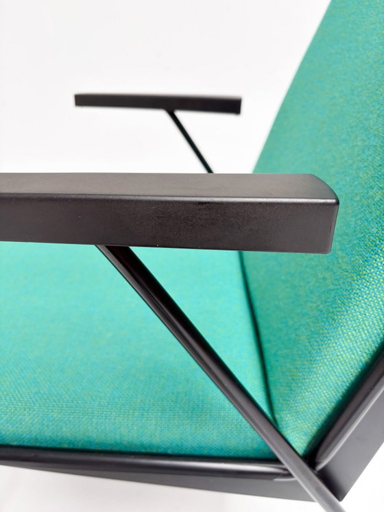 Fauteuil Oase de Wim Rietveld pour Ahrend de Cirkel – Textile (photo 12 of 14)