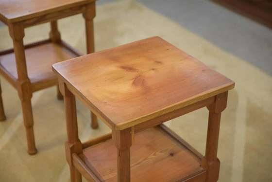 Par de mesitas de noche de pino de los años 60. – Madera, Vintage (photo 2 of 4)