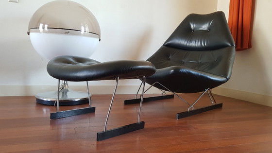 Artifort F592 Sessel inkl. Ottomane – Leather, Metal (photo 3 of 13)