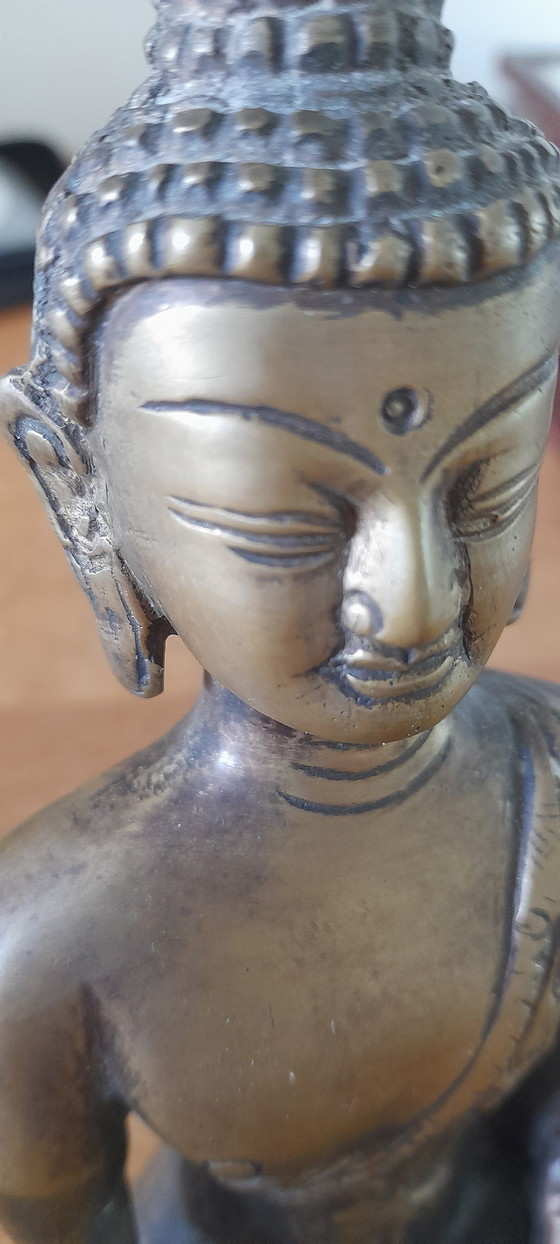 Image 1 of Buda India Bhumisparsha mudra