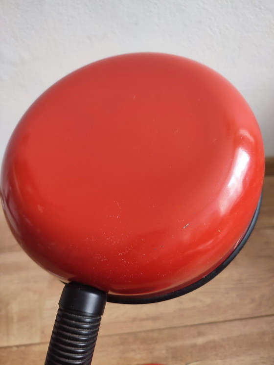 Image 1 of Vintage Space Age Italiaanse bureaulamp lamp rood zwart 1970