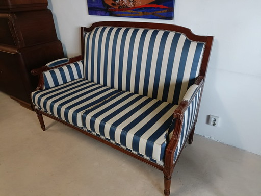 Sofa im Louis-Stil