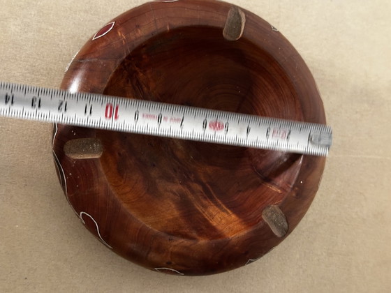 Image 1 of Vintage asbak in geverfd olijfhout en verfraaid met zilverdraad