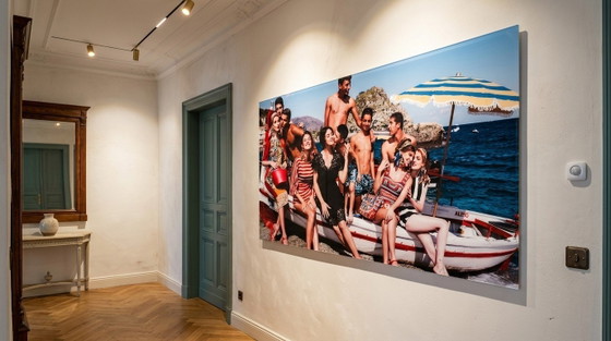 Édition Premium - Photographies Dolce Vita & Campagne Dolce Gabbana de 2013 170x100 cm verre acrylique – Paper (photo 4 of 5)