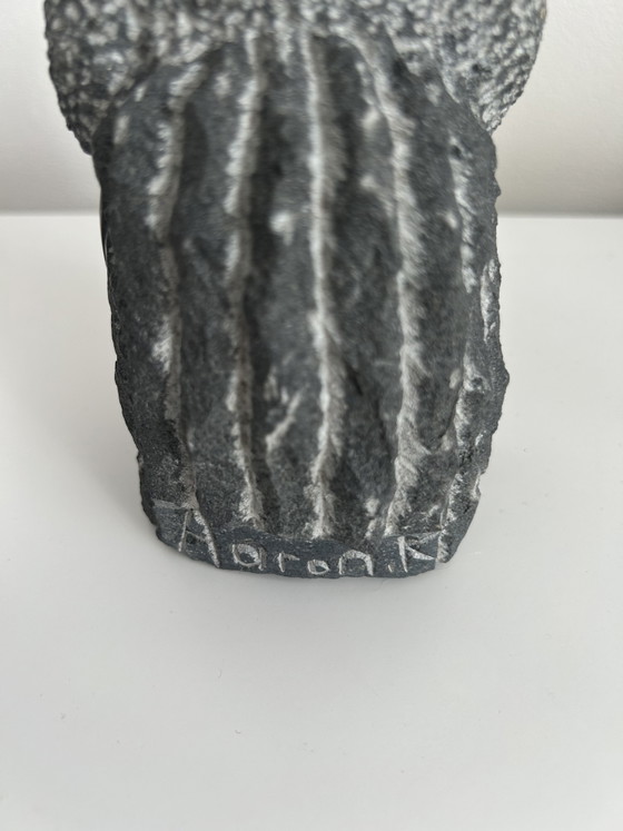 Scultura Shona originale in pietra serpentina – « Proud Lady » di Aron Kapembeza, nipote di Colleen Madamombe (photo 4 of 5)