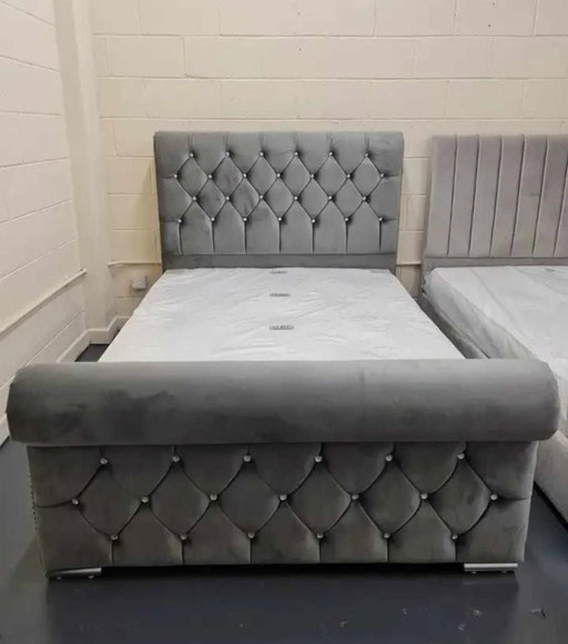 Goedkoper bed met comfortabel matras
