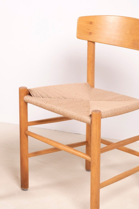 Image 1 of 2x Børge Mogensen J39 "People's Chair" in faggio, anni '70 Danimarca