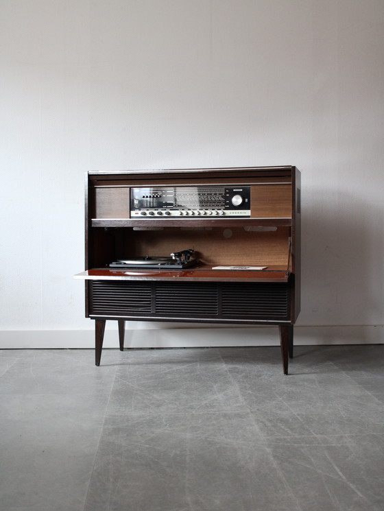 Image 1 of Mobile audio Grundig vintage con giradischi/radio