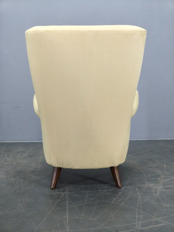 Image 1 of Fauteuil lounge danois à haut dossier des années 1950, récemment retapissé