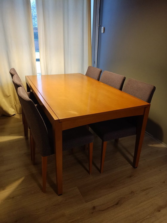 Image 1 of Leolux extendable dining table