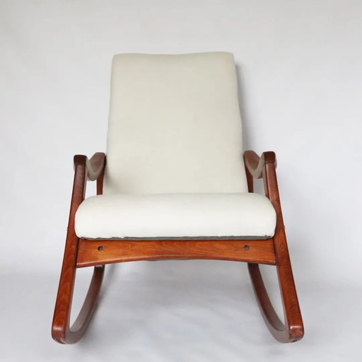 Fauteuil à bascule vintage TON Thonet