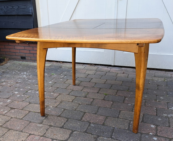 Image 1 of Table de salle à manger extensible de design danois.