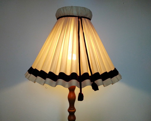 Lampadaire vintage en bois moyen avec son abat-jour d'origine, 1970's