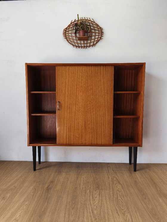 Modernistische boekenkast, 1970 – Boekenkasten, Wood (photo 3 of 24)