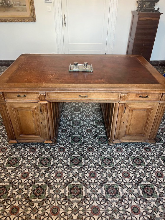 Image 1 of Hervorragender 2-seitiger antiker Schreibtisch