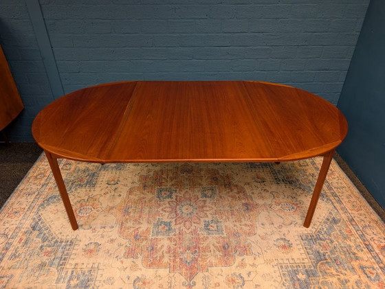 Image 1 of Vintage round extendable dining table, 1960s
