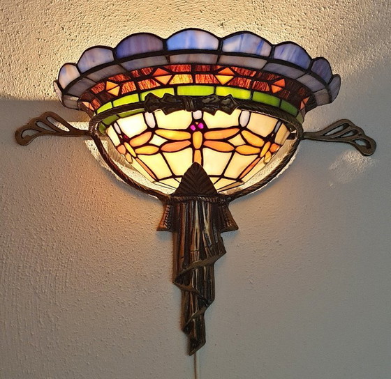 Image 1 of Unieke oude tiffany / glas in lood wandlamp met Dragonfly's