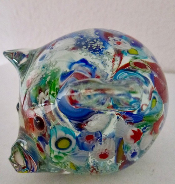 Image 1 of 2 presse-papiers en verre de Murano Millefiori en forme de cochon.