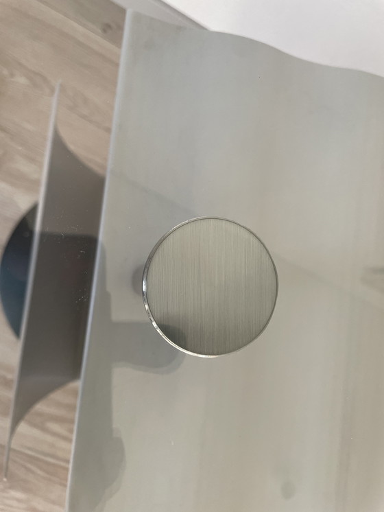 Image 1 of Beistelltisch