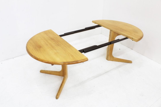 Vintage Danish round extendable dining table solid wood 60s (photo 2 of 7)