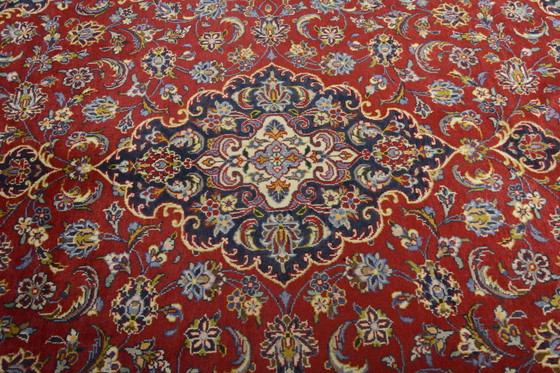 Image 1 of Handgeknoopt rood Keshan oosters tapijt - 299 x 201 cm