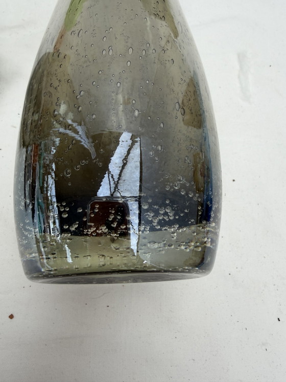 Set of 2 Vintage Mid-Century Soliflore Vases – Smoked Glass with Air Bubbles (37 Cm) (photo 5 of 9)