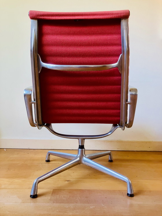 Image 1 of 1x Vitra Eames Modelo EA 116