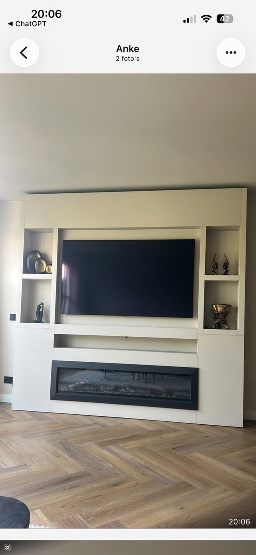 Cinewall de lujo de 245 cm de ancho con chimenea eléctrica y nicho para TV