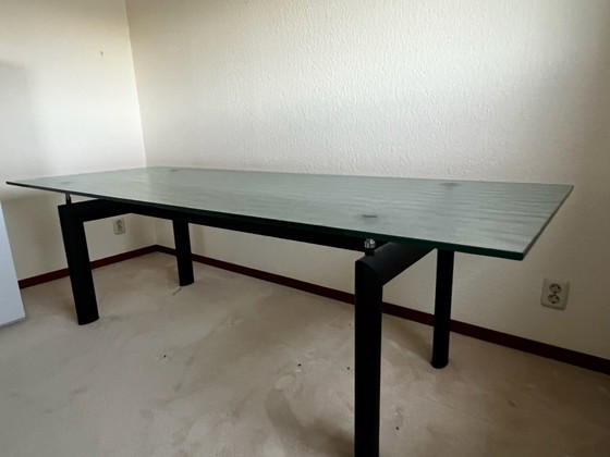 Tavolo da pranzo LC6 Le Corbusier, Cassina, Tavoli da pranzo, Vetro, Metallo, Nero (foto 3 di 15)