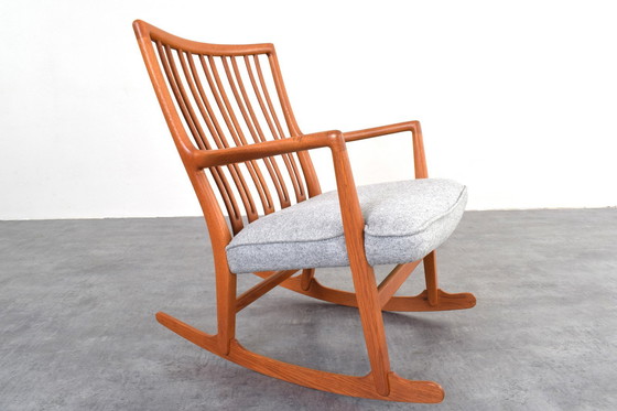 Image 1 of Chaise à bascule ML33 en chêne par Hans J. Wegner pour A/S Mikael Laursen, années 1950