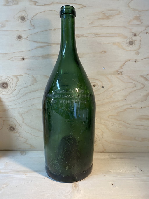 Bouteille vintage Remy Martin - aussi tendance qu'un vase