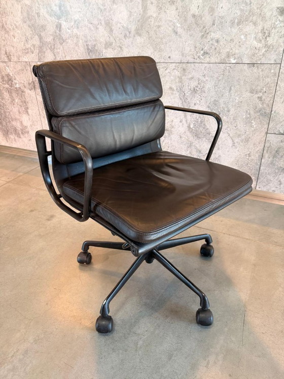 Vitra 217 Softpad Leer – Draaistoelen (photo 19 of 20)