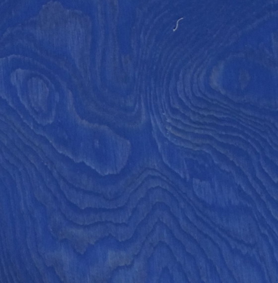 Mesa auxiliar hexagonal a medida / Mesita de noche – Madera azul cobalto – Dina De Pauw, Mesas auxiliares (photo 5 of 5)