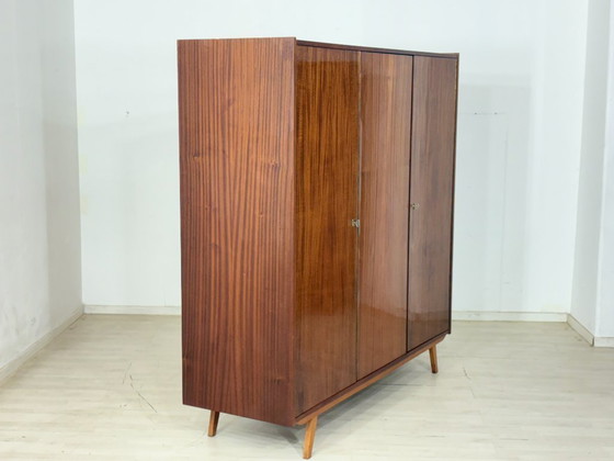 Image 1 of Armadio per la biancheria anni '60 / guardaroba / armadio vintage / guardaroba di metà secolo