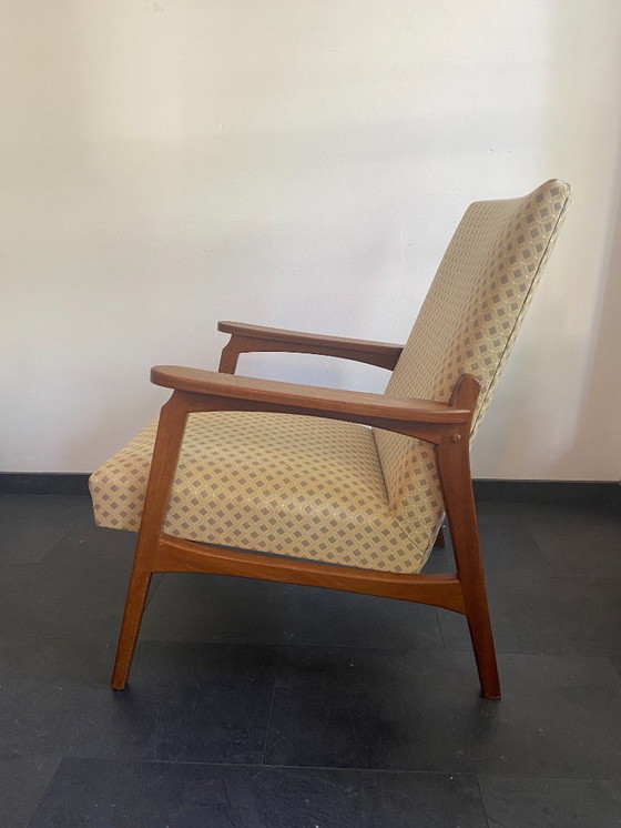 Image 1 of Poltrona d'epoca, appena rivestita