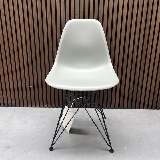 Image 1 of Sedia Eames DSW di Vitra - 4 pezzi