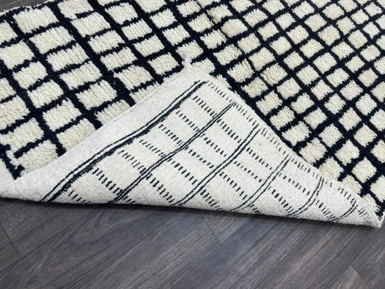 Image 1 of Handmade Moroccan rug 215cm x 315cm