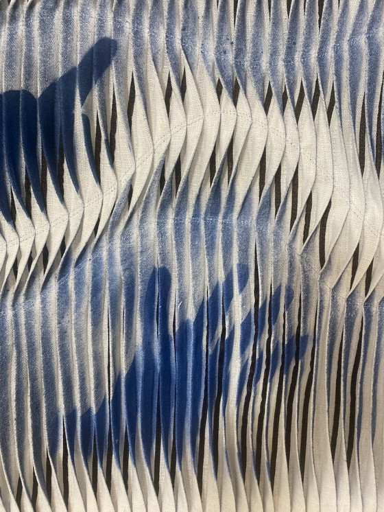 Image 1 of Tableau Sculpture Art Textiles Réf Jeu de Mains