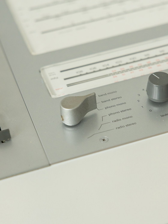 Image 1 of  Aan de wand gemonteerd audiosysteem Dieter Rams, Braun