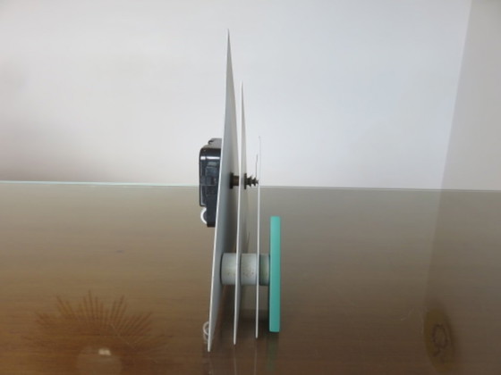 Image 1 of Table clock by Makiko Taniguchi, Memphis period, 1980