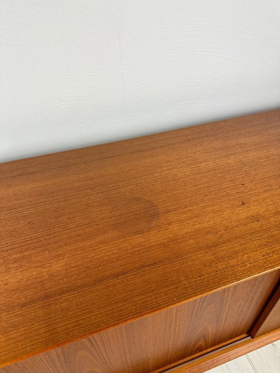 Image 1 of Vintage Deens Teak Dressoir No.18 van Omann Jun 60s