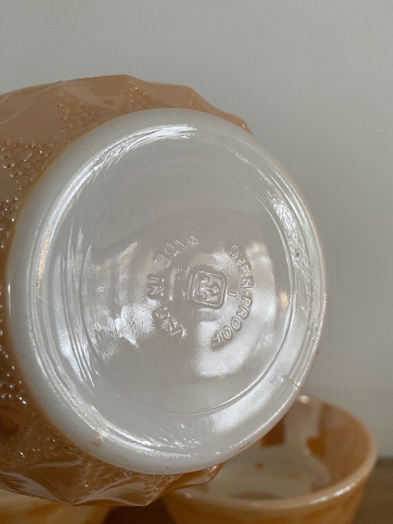 Image 1 of Vintage Fire King melkglazen Kimberly Peach Luster ontbijtkommenset