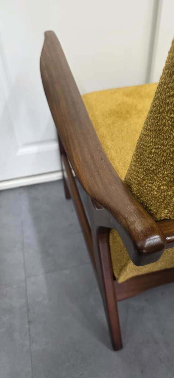 Image 1 of Ladies & Men's Armchair Top Shape